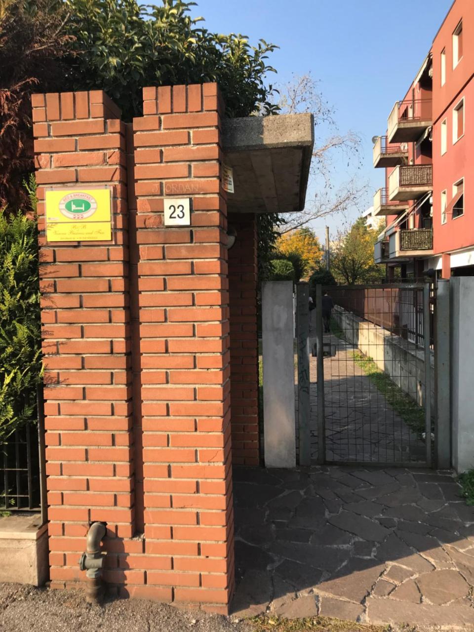 Bed and breakfast Business And Fun G B Rossi Friendly Verona